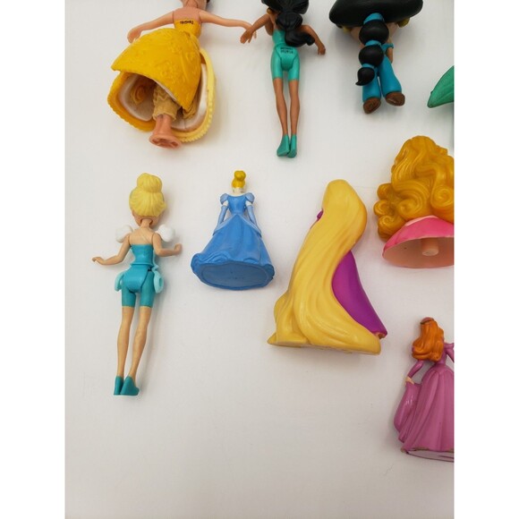 Lot Of 18 Disney Princess Figurines Different Styles Some Vintage Ariel Aurora - Picture 9 of 12